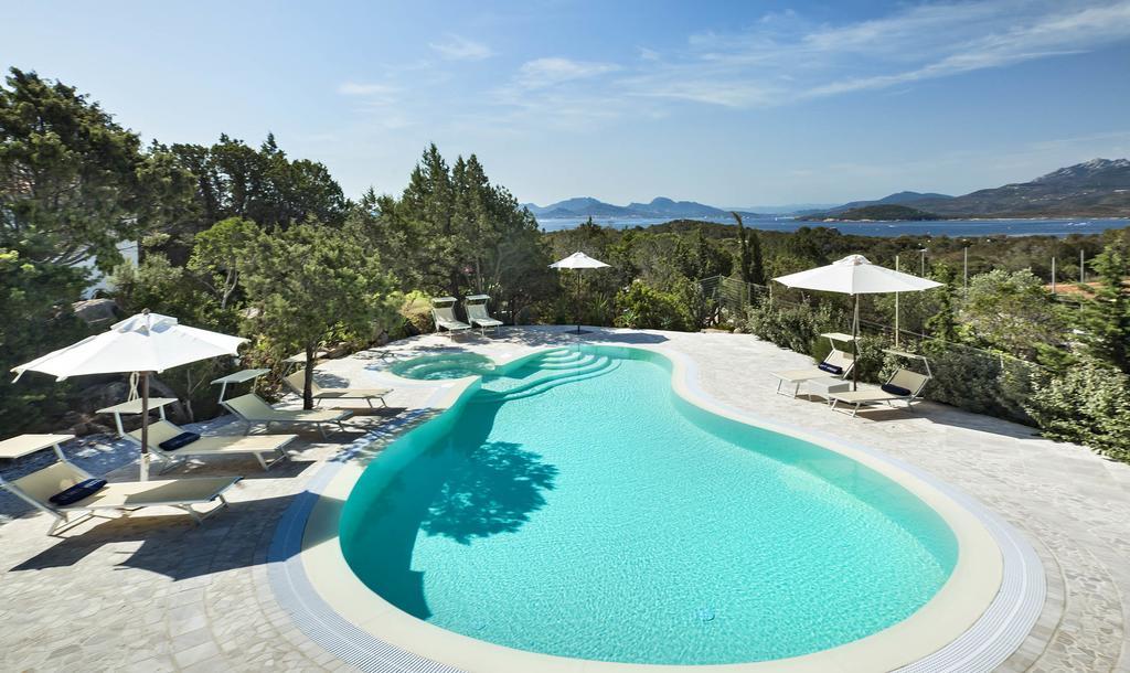 Le Case Di Capriccioli Porto Cervo Bagian luar foto