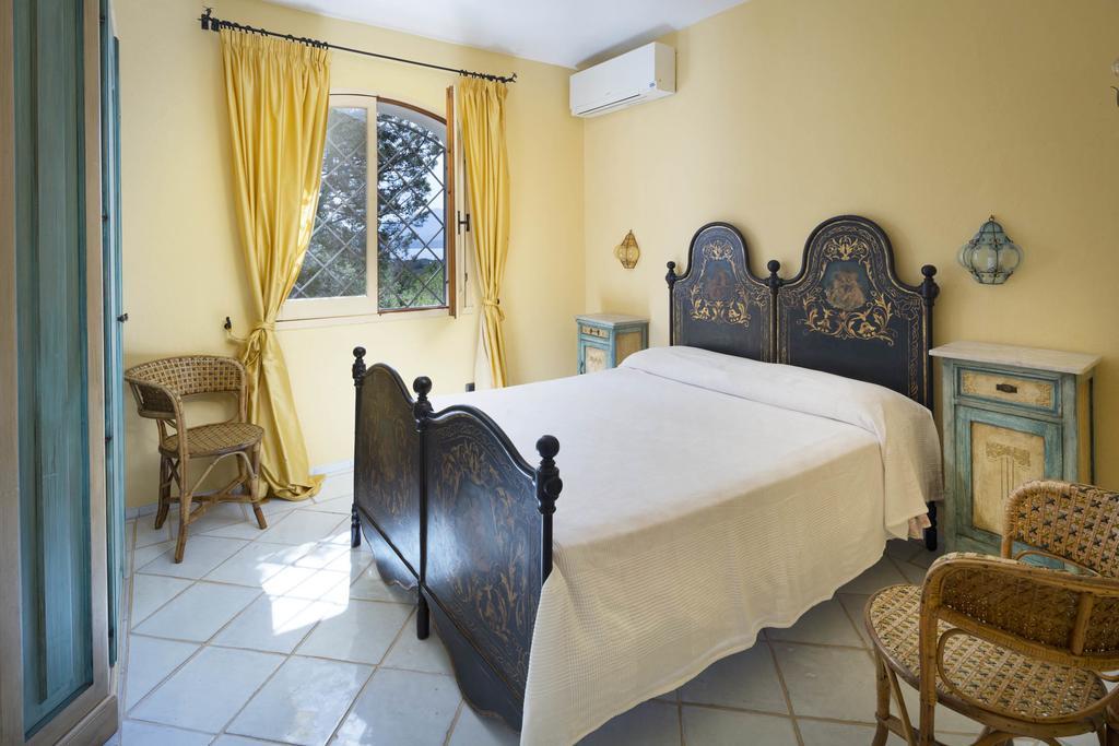 Le Case Di Capriccioli Porto Cervo Bagian luar foto